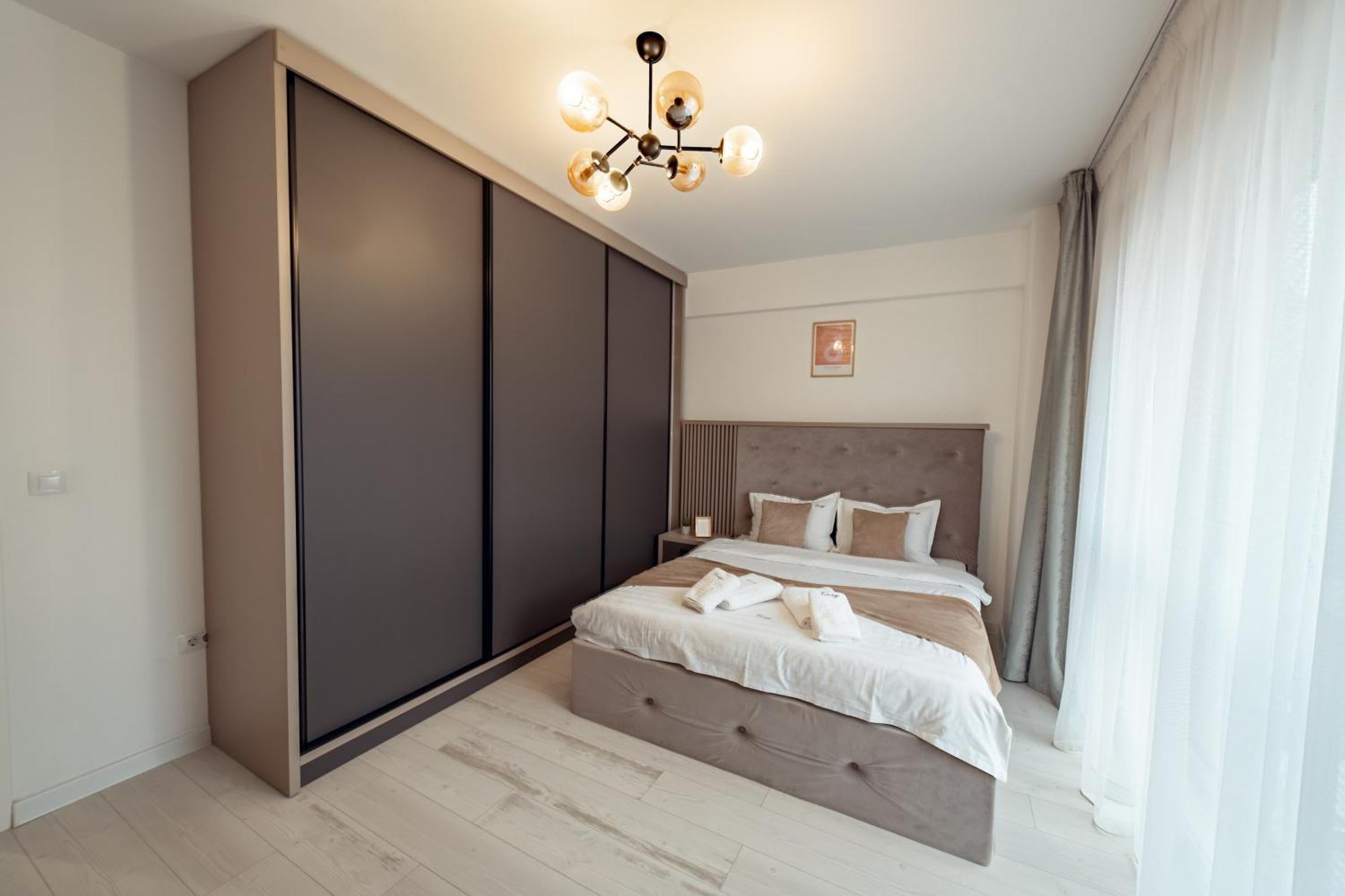 Cozy Aparthotel - Ultracentral Luxury Apartments Iasi Exteriör bild